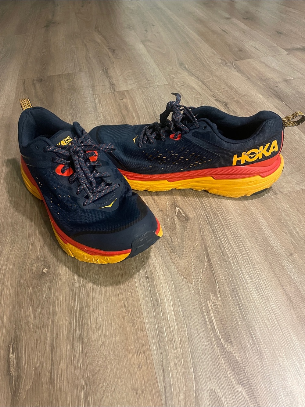 Hoka One One Challenger ATR6 Men's Navy Blue Athletic Shoes Sie 11 2e